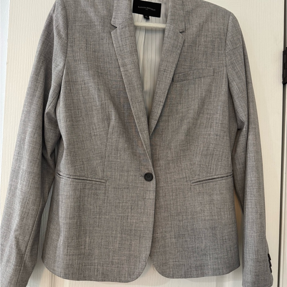 Banana Republic Classic Gray Blazer